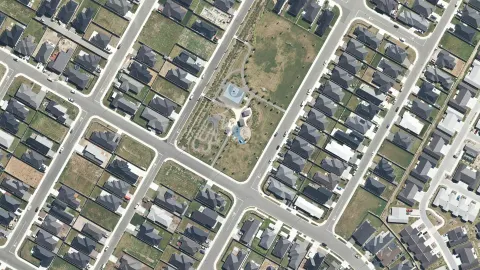 Crossley Ave Playground