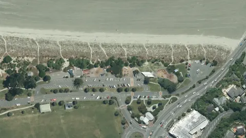 Tahunanui Beach Playground