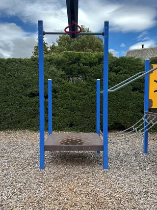Cherry Court Playground photo 4