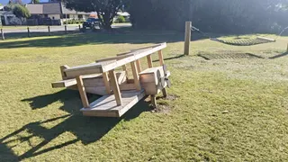 Henry St Playground photo 2
