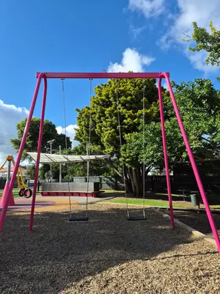 Allenby Park Playground photo 10