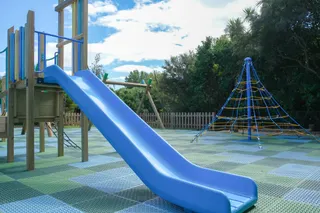 [source: kapiti-coast https://www.kapiticoast.govt.nz/explore-kapiti/recreation/parks-and-reserves/parks/ferndale-drive-park/]