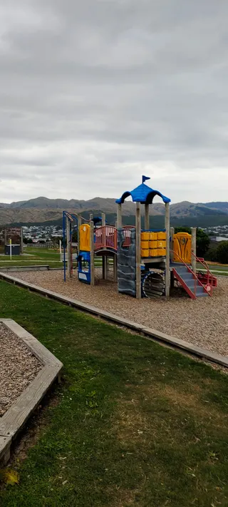 Jasmine Underhill Reserve photo 3