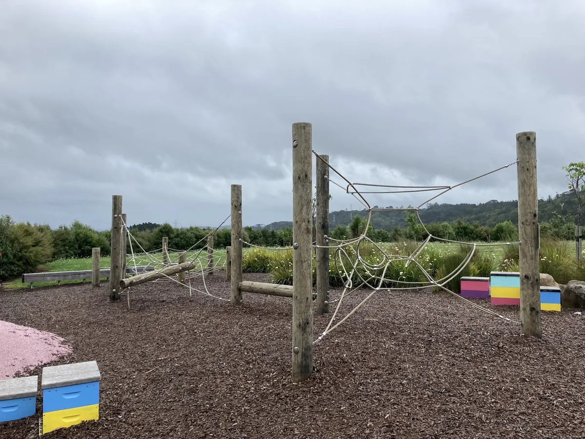Accolage Boulevard Playground playground, Kumeū