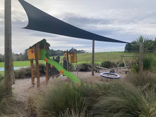 Unsworth Reserve - playground photo 6