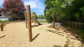 Hammond Park Playground photo 2