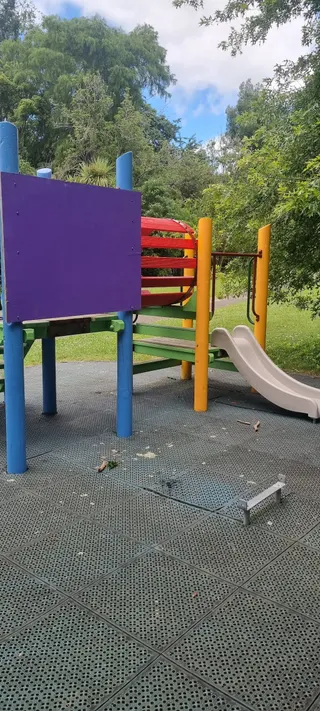 Caernarvon Park photo 6