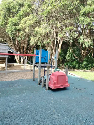 London Road Playground photo 3