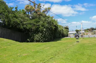 [source: kapiti-coast https://www.kapiticoast.govt.nz/explore-kapiti/recreation/parks-and-reserves/parks/tasman-road-reserve/]