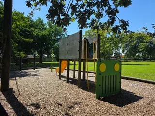 Jutland Road South playground photo 3