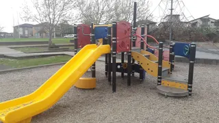 Barry Curtis Park photo 7
