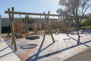 [source: kapiti-coast https://www.kapiticoast.govt.nz/explore-kapiti/recreation/parks-and-reserves/parks/manawa-avenue-reserve/]