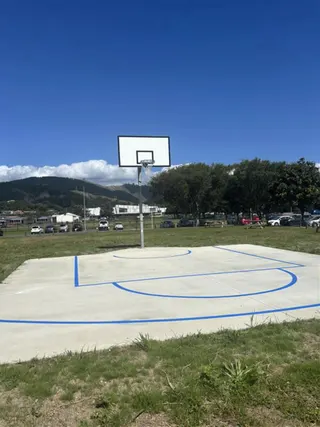 [source: kapiti-coast https://www.kapiticoast.govt.nz/explore-kapiti/recreation/parks-and-reserves/parks/meanwhile-space/]