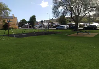 Bathgate Park photo 3