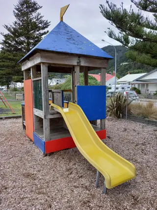 Bishop Park Playground