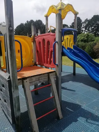 Makora Grove Playground photo 4