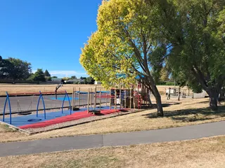 Hokowhitu Domain Playground photo 6