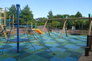 [source: kapiti-coast https://www.kapiticoast.govt.nz/explore-kapiti/recreation/parks-and-reserves/parks/ferndale-drive-park/]