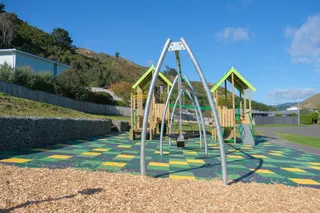 [source: kapiti-coast https://www.kapiticoast.govt.nz/explore-kapiti/recreation/parks-and-reserves/parks/matuhi-street-reserve/]