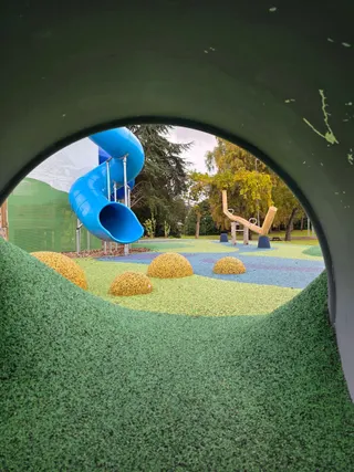 Sputnik Playground photo 7