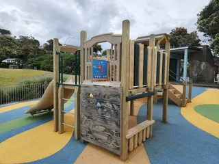 Shorland Park photo 10