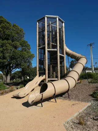 Waterbank Crescent Playground