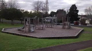 Ken Maunder Park