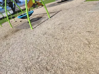 Playground with Public Toilets & public bbq photo 7