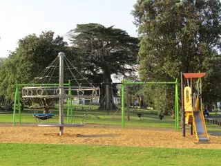 Playground with Public Toilets & public bbq photo 5