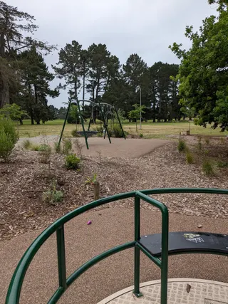 Rāwhiti Domain photo 2