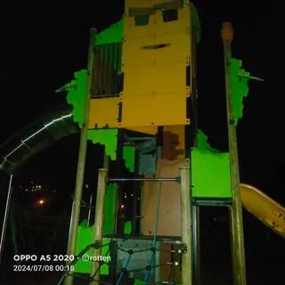 Avalon Playground photo 3