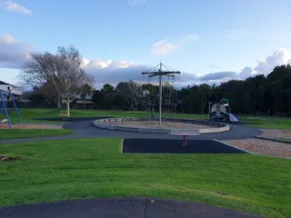 Ashurst Park photo 5