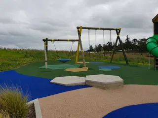 Legacy Park, Templeview photo 6