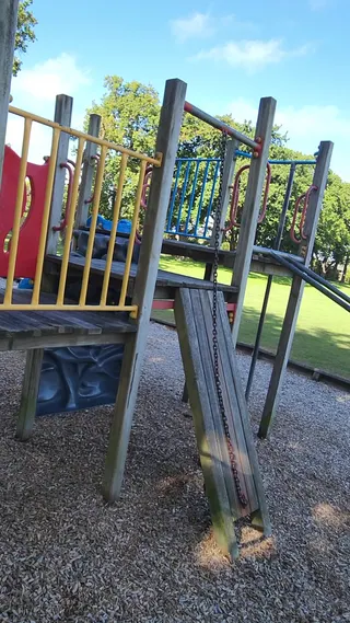 Hillsborough Park Playground photo 5
