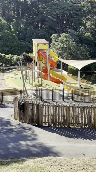Botanic Garden Playground photo 4