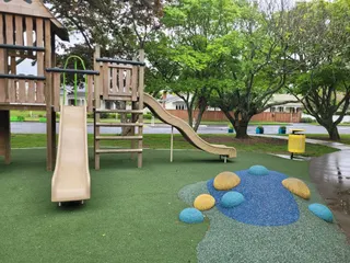 Lake Te Koo Utu playground photo 6