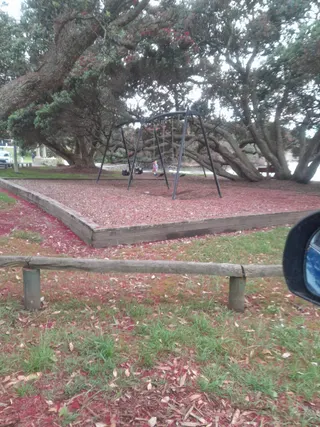 Murrays Bay Beach