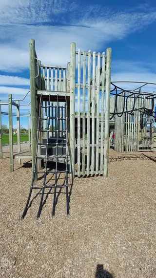 Broken Run Playground photo 7