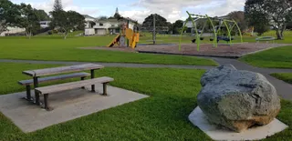 Playground with Public Toilets & public bbq photo 4
