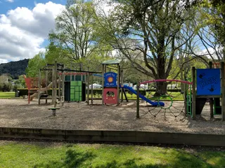 Mander Park Playground