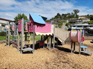 Pioneers Park playground