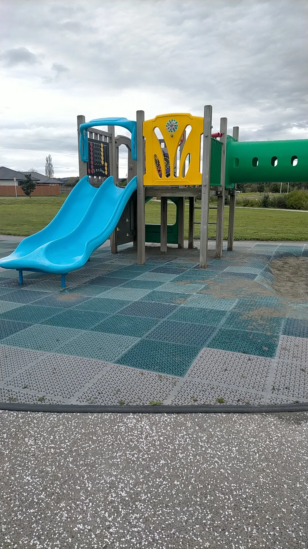 Twin slide and play tower on artificial surfacing at Shaw Road playground, Coastlands, Whakatāne