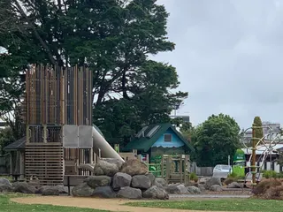 Milverton Park Playground photo 10