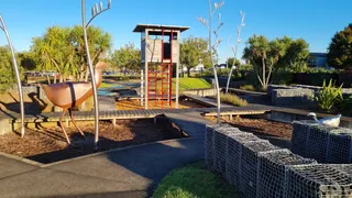 Barry Curtis Park photo 8
