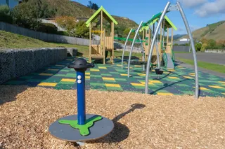 [source: kapiti-coast https://www.kapiticoast.govt.nz/explore-kapiti/recreation/parks-and-reserves/parks/matuhi-street-reserve/]