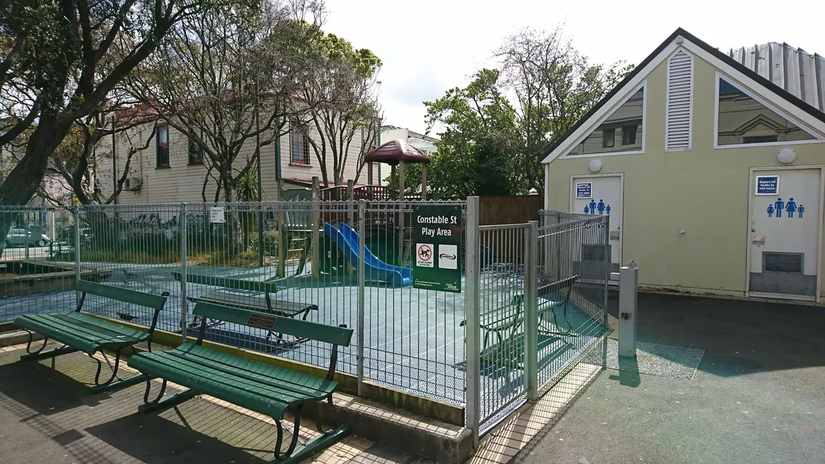 Newtown Public Play Park playground, Newtown