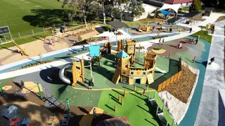 [source: playground-people https://www.playgrounds.co.nz/our-projects/maidstone-max/]