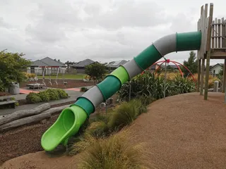 Falcon's Landing Park photo 6