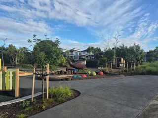 Barry Curtis Park Playgrounds photo 8