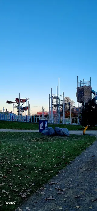 The Margaret Mahy Family Playground photo 4